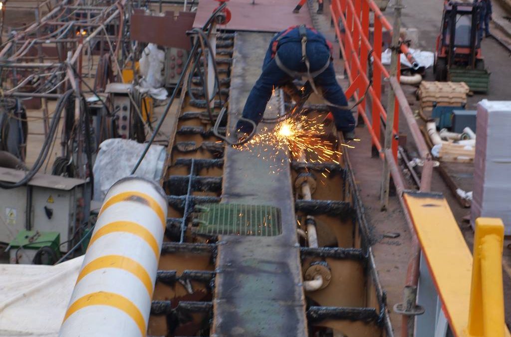STEEL WORKS 4